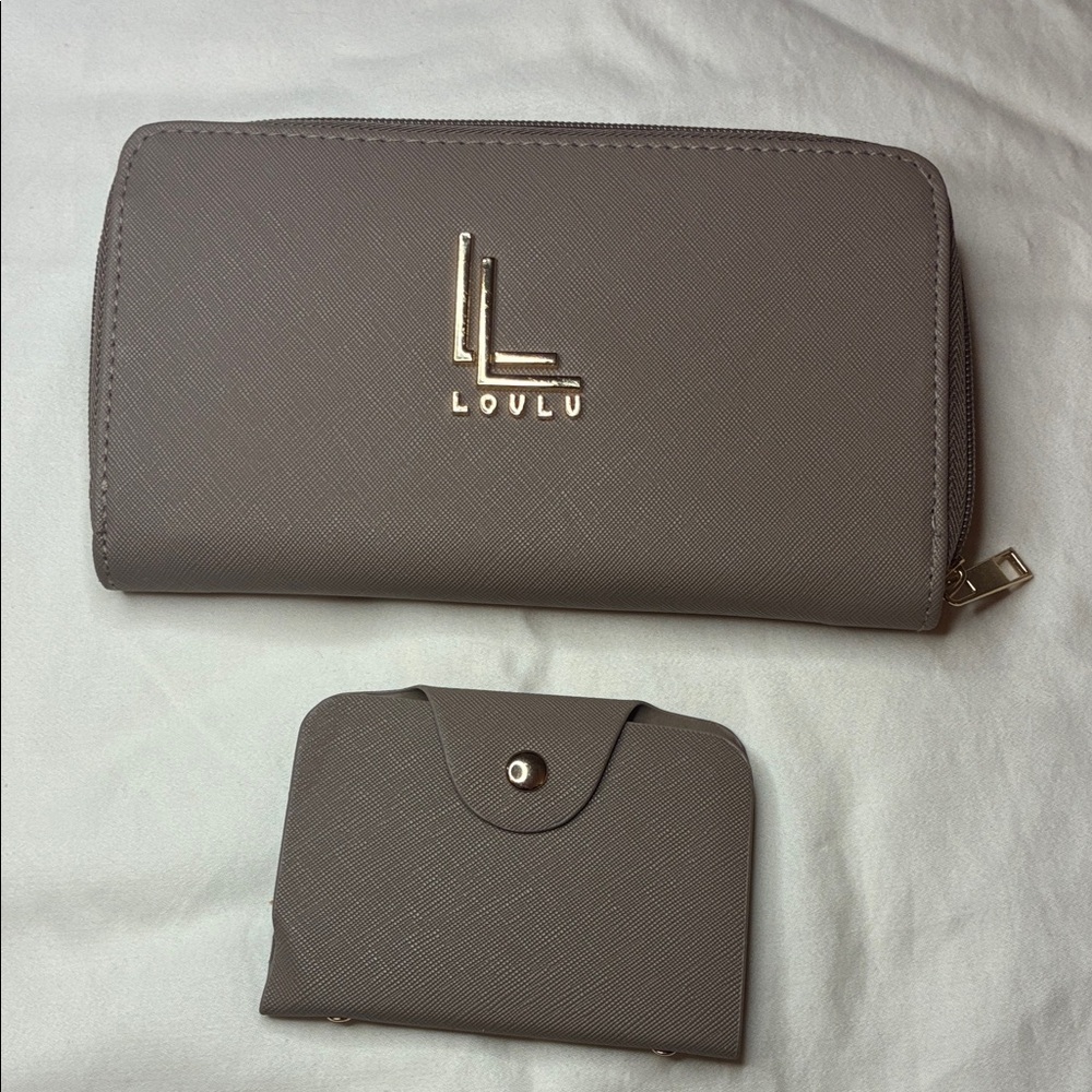 Lulu Taupe Beige Zip Close Wallet 8” x 4.5” - Picture 3 of 9